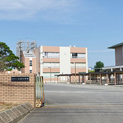 東近江市立聖徳中学校